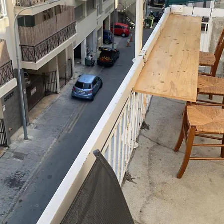 Хостел Unique 100 Meters From