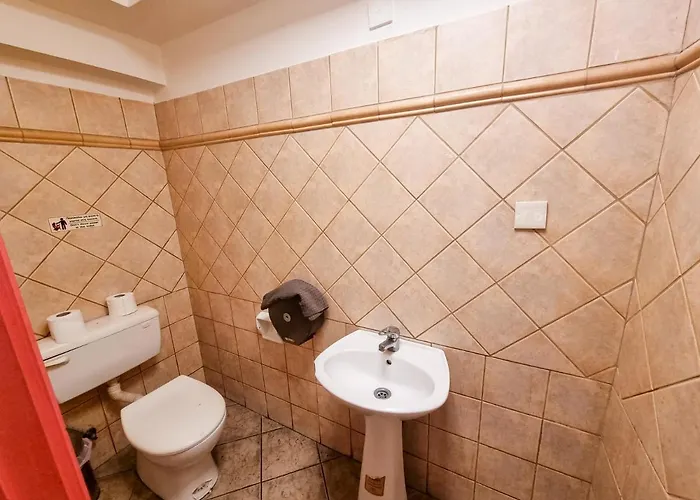 Unique 100 Meters From Hostel Larnaca