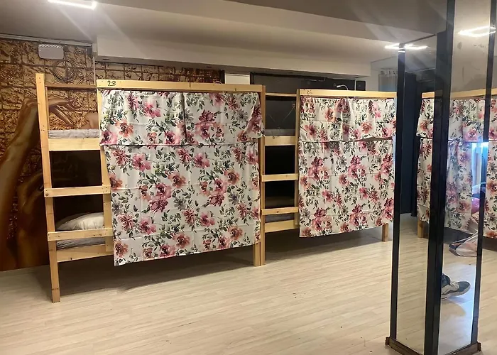 Auberge de jeunesse Unique 100 Meters From Larnaca